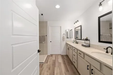 1661 Vanbeck Circle The Villages FL 34762