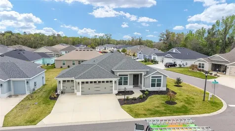1661 Vanbeck Circle The Villages FL 34762