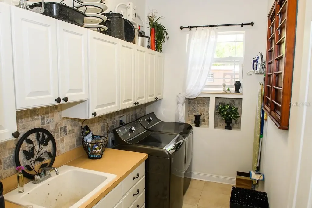 1710 Newberger Road Lutz FL 33549