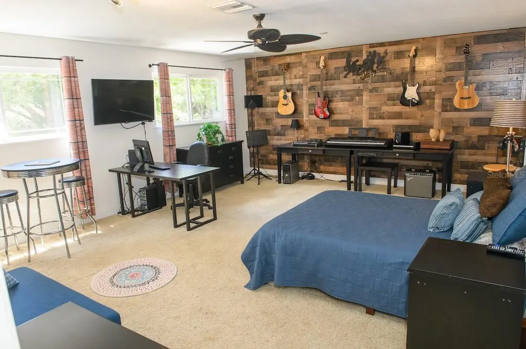 1710 Newberger Road Lutz FL 33549