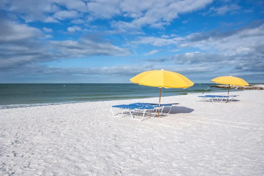 6500 Sunset Way St Pete Beach FL 33706