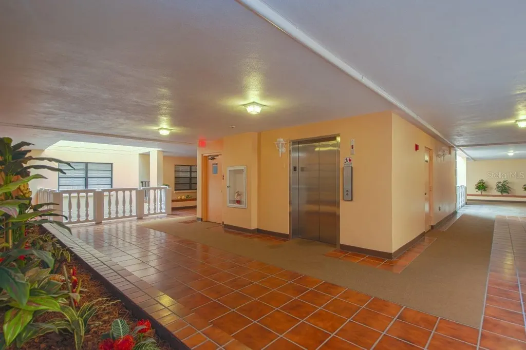 6500 Sunset Way St Pete Beach FL 33706