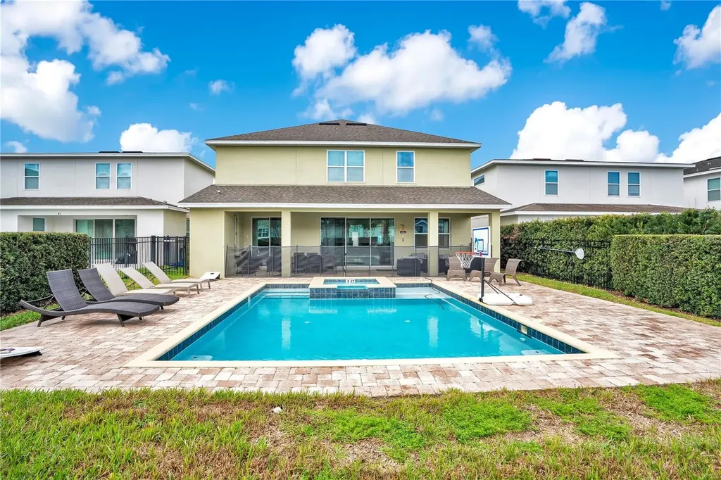 210 Burma Street Kissimmee FL 34747