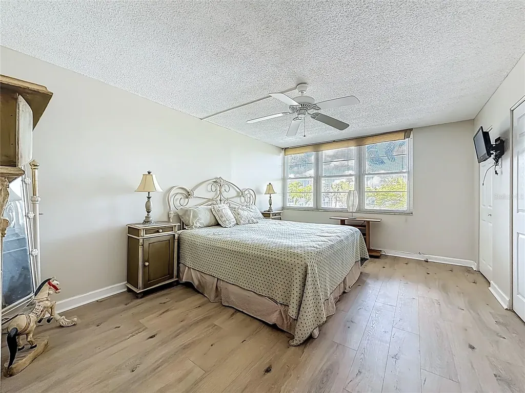 7401 Bay Island Drive S South Pasadena FL 33707