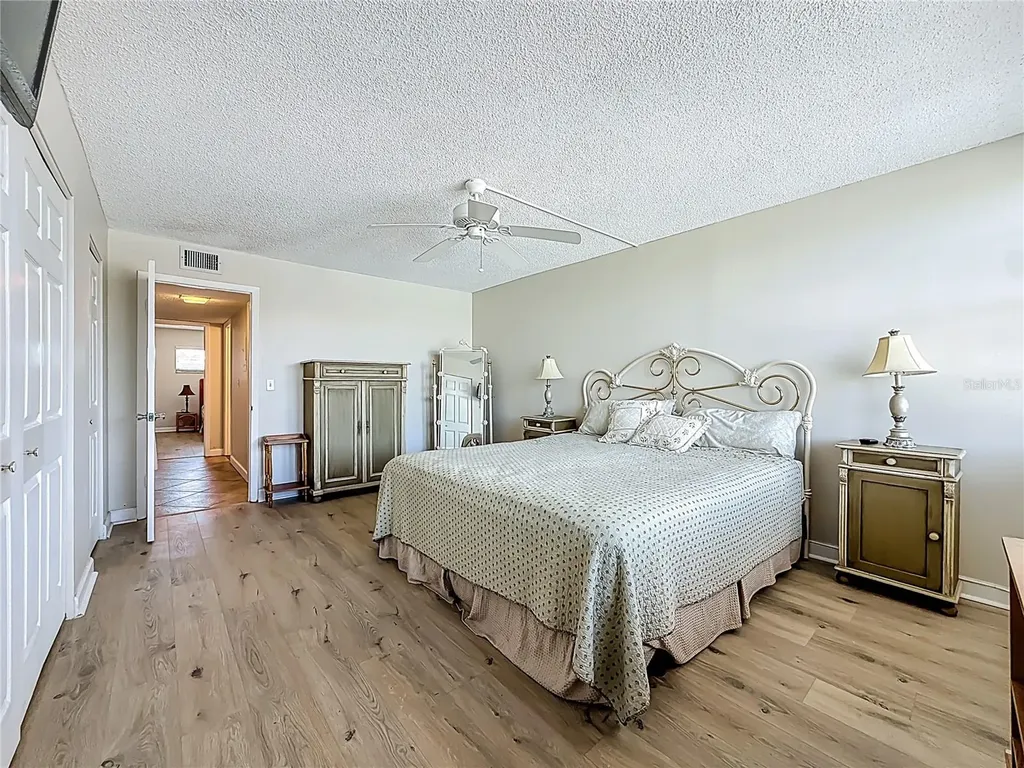 7401 Bay Island Drive S South Pasadena FL 33707