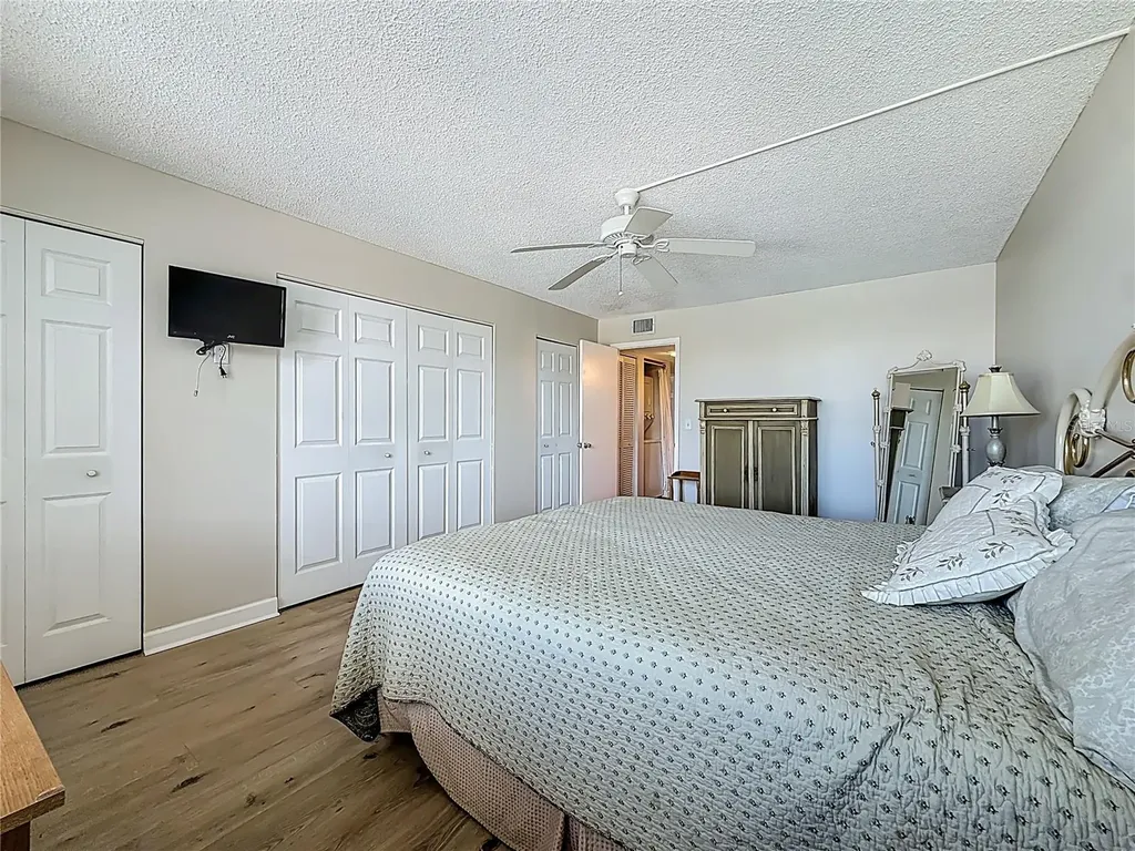 7401 Bay Island Drive S South Pasadena FL 33707