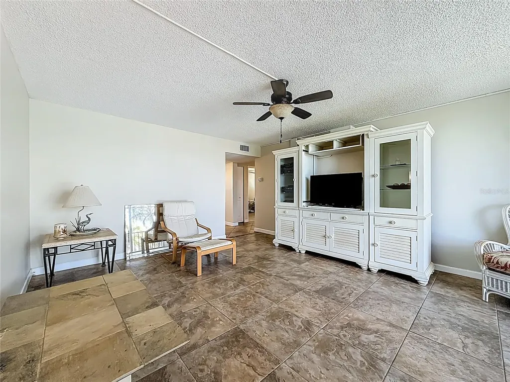 7401 Bay Island Drive S South Pasadena FL 33707