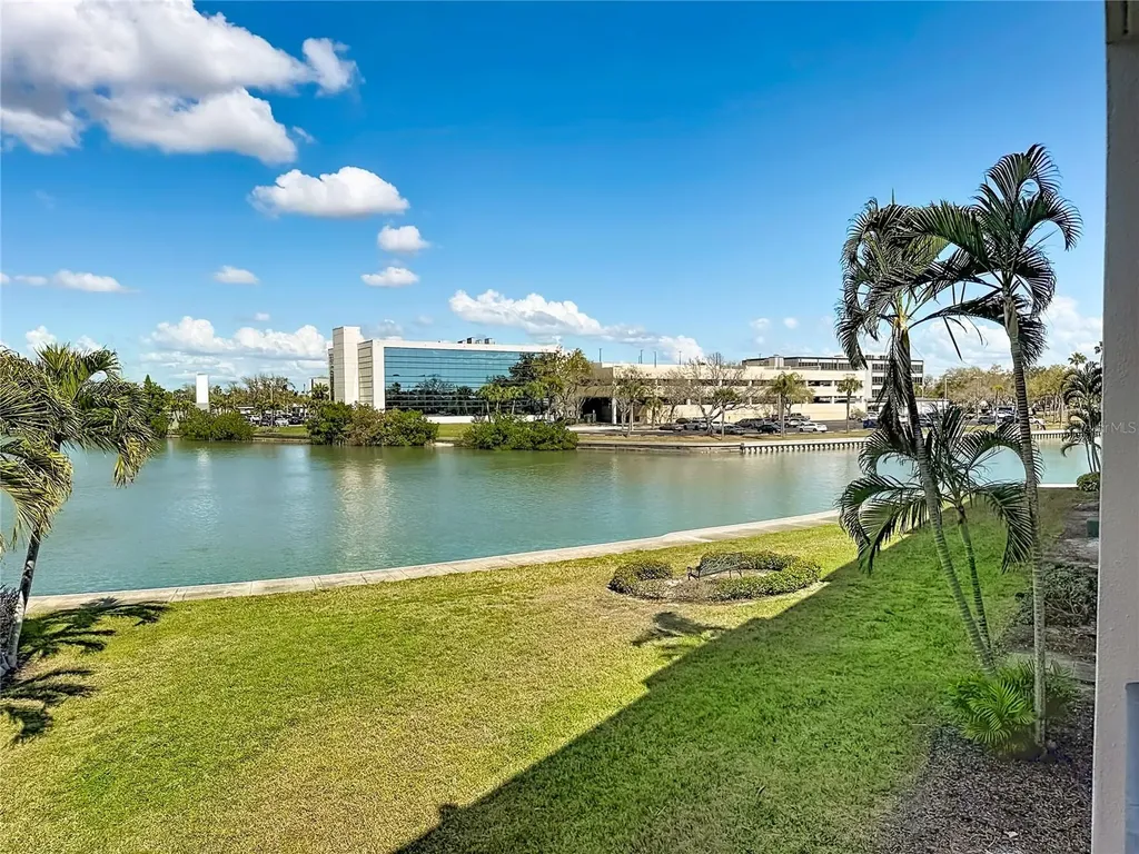 7401 Bay Island Drive S South Pasadena FL 33707