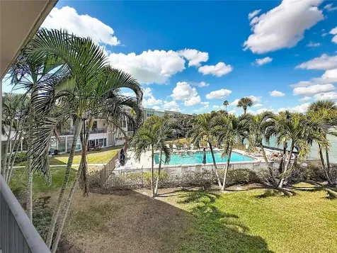 7401 Bay Island Drive S South Pasadena FL 33707