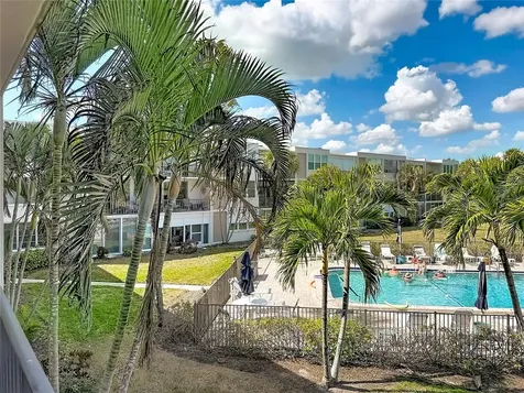 7401 Bay Island Drive S South Pasadena FL 33707