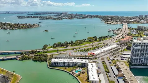 7401 Bay Island Drive S South Pasadena FL 33707
