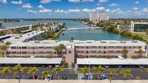 7401 Bay Island Drive S South Pasadena FL 33707