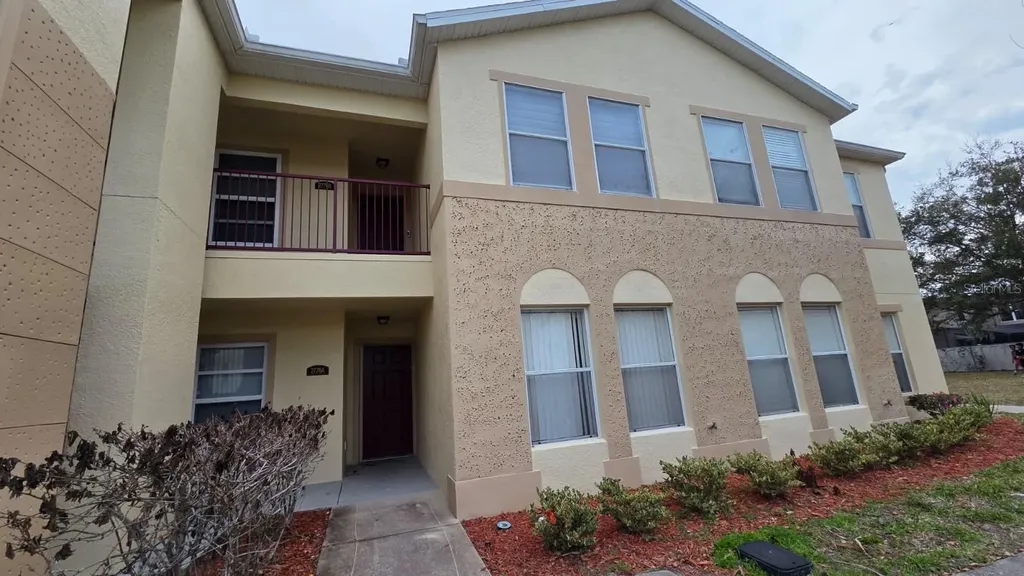 2776 Club Cortile Circle Kissimmee FL 34746