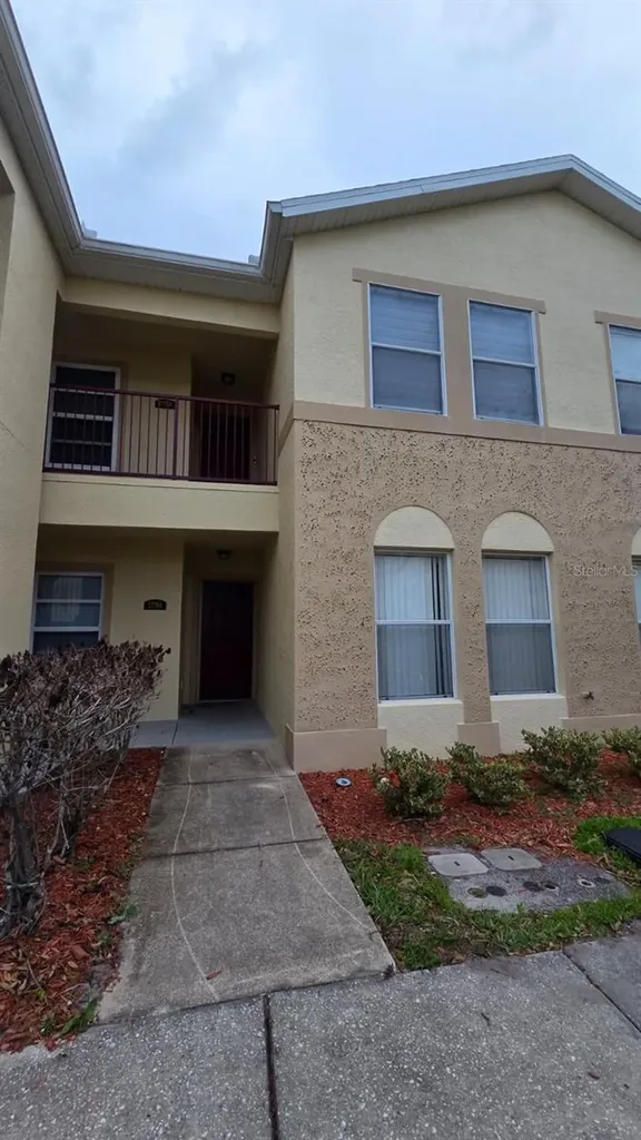 2776 Club Cortile Circle Kissimmee FL 34746