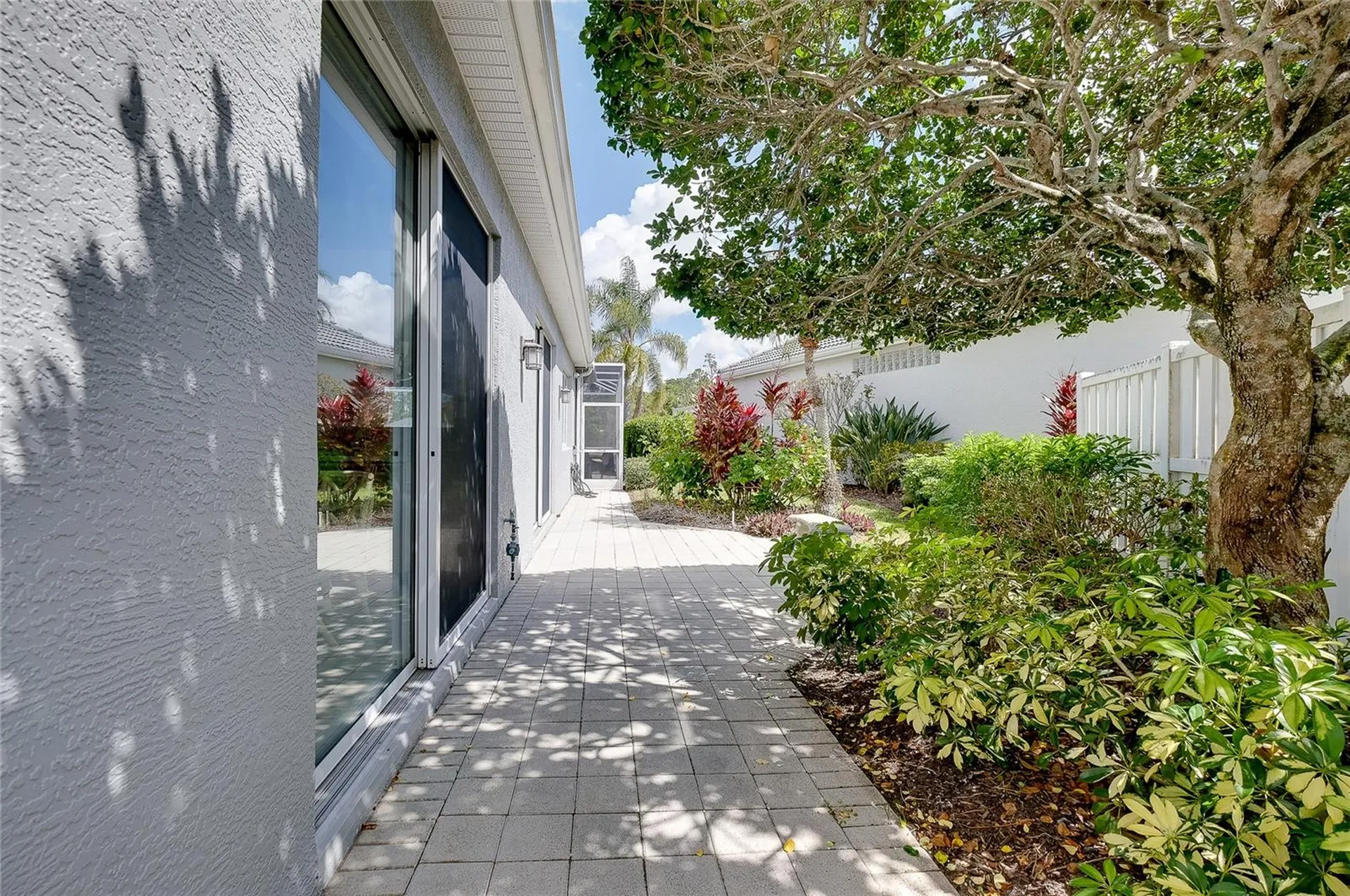 8639 54th Avenue Circle E Bradenton FL 34211