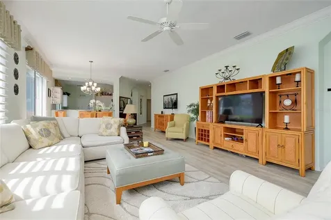 8639 54th Avenue Circle E Bradenton FL 34211