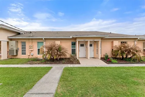 1823 Club Circle Lakeshore FL 33854