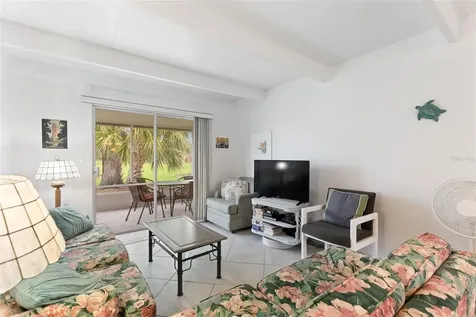 1823 Club Circle Lakeshore FL 33854