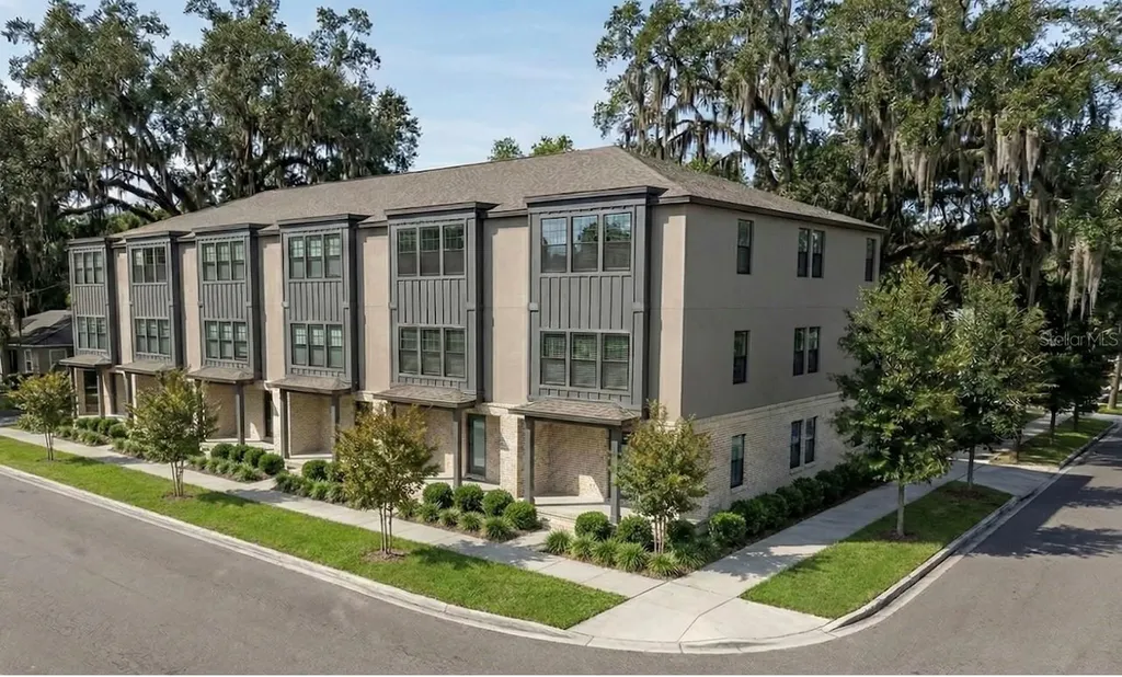 3210 N Tampa Street Tampa FL 33603