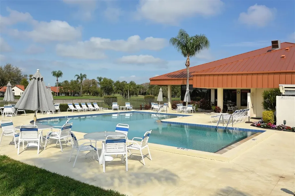 4706 Sand Trap Street Circle E Bradenton FL 34203