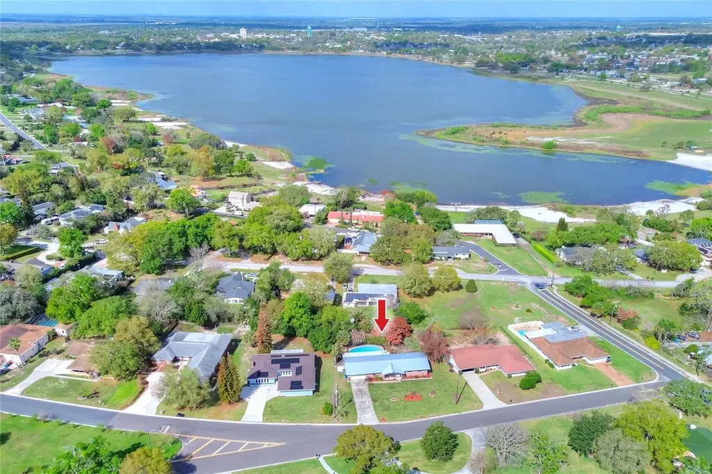 1151 Circle Drive Lake Wales FL 33853