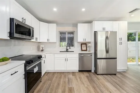 4925 Alcazar Way S St Petersburg FL 33712