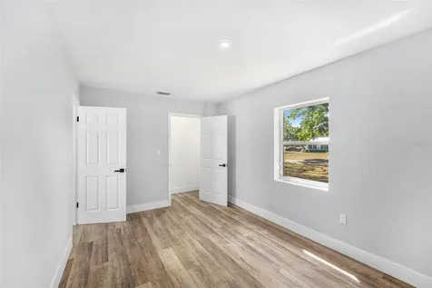 4925 Alcazar Way S St Petersburg FL 33712