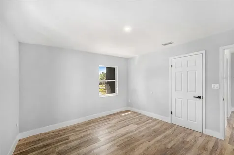 4925 Alcazar Way S St Petersburg FL 33712