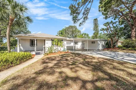4925 Alcazar Way S St Petersburg FL 33712