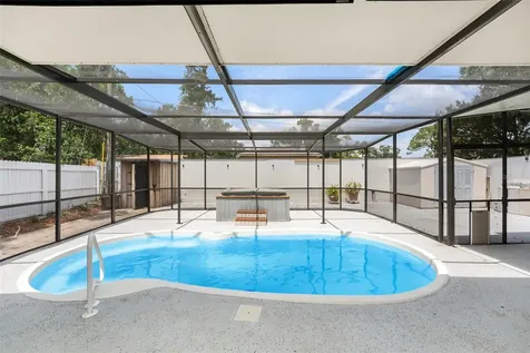 4925 Alcazar Way S St Petersburg FL 33712