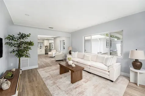 4925 Alcazar Way S St Petersburg FL 33712