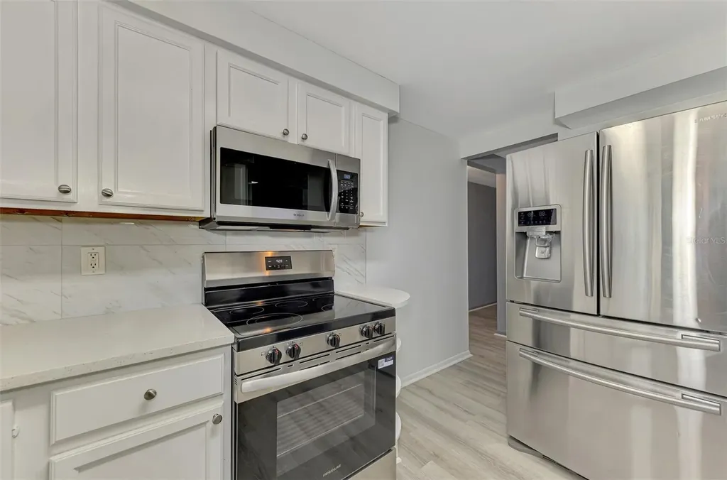 6742 Bowline Drive Sarasota FL 34231