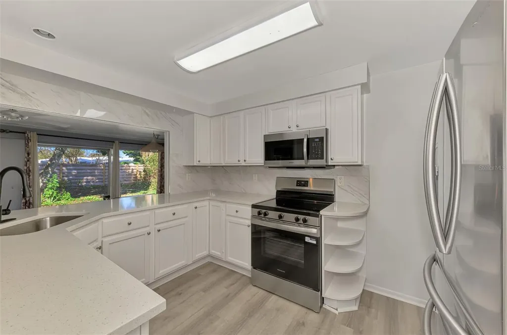 6742 Bowline Drive Sarasota FL 34231
