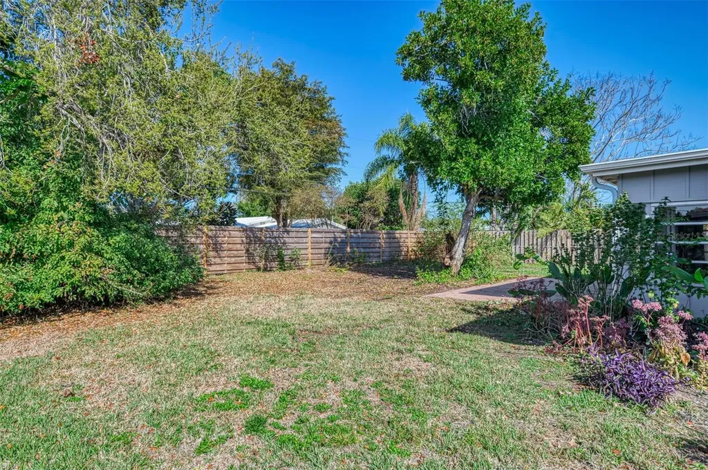 6742 Bowline Drive Sarasota FL 34231