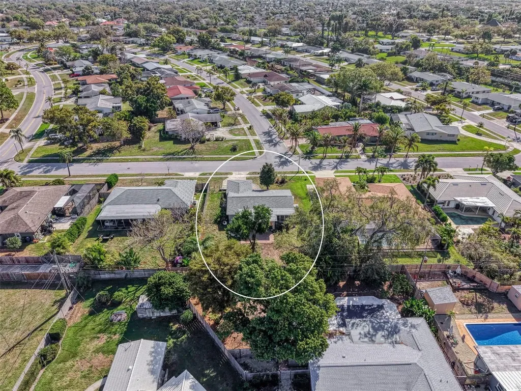 6742 Bowline Drive Sarasota FL 34231