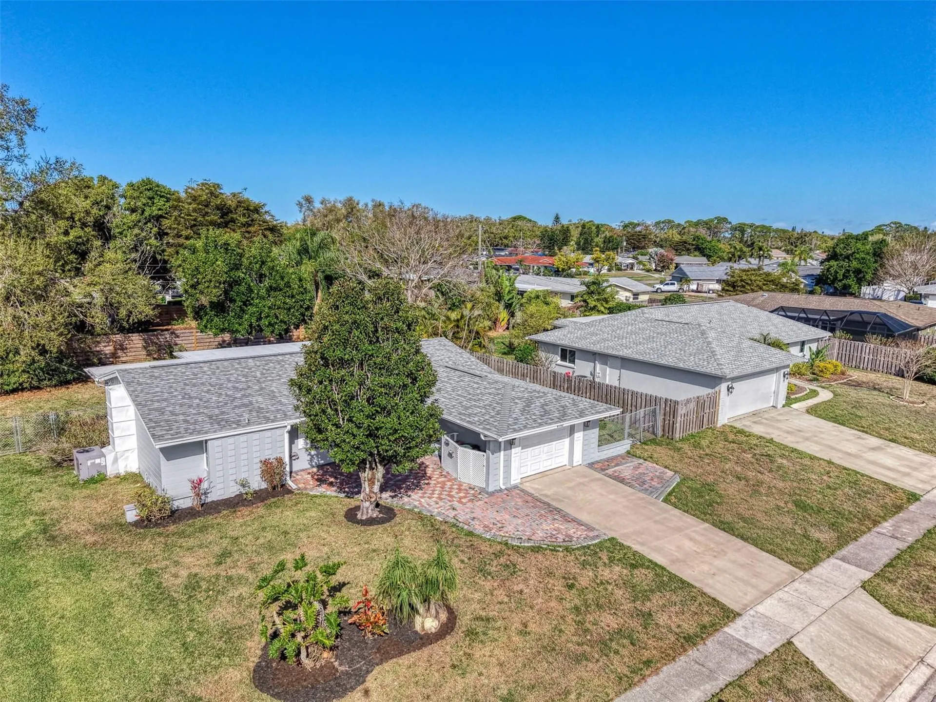 6742 Bowline Drive Sarasota FL 34231