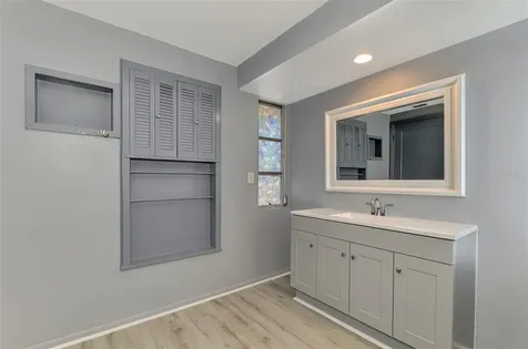 6742 Bowline Drive Sarasota FL 34231