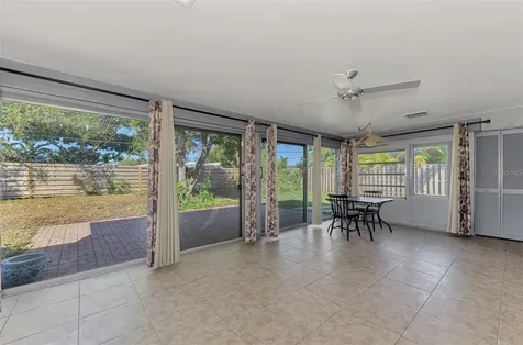 6742 Bowline Drive Sarasota FL 34231