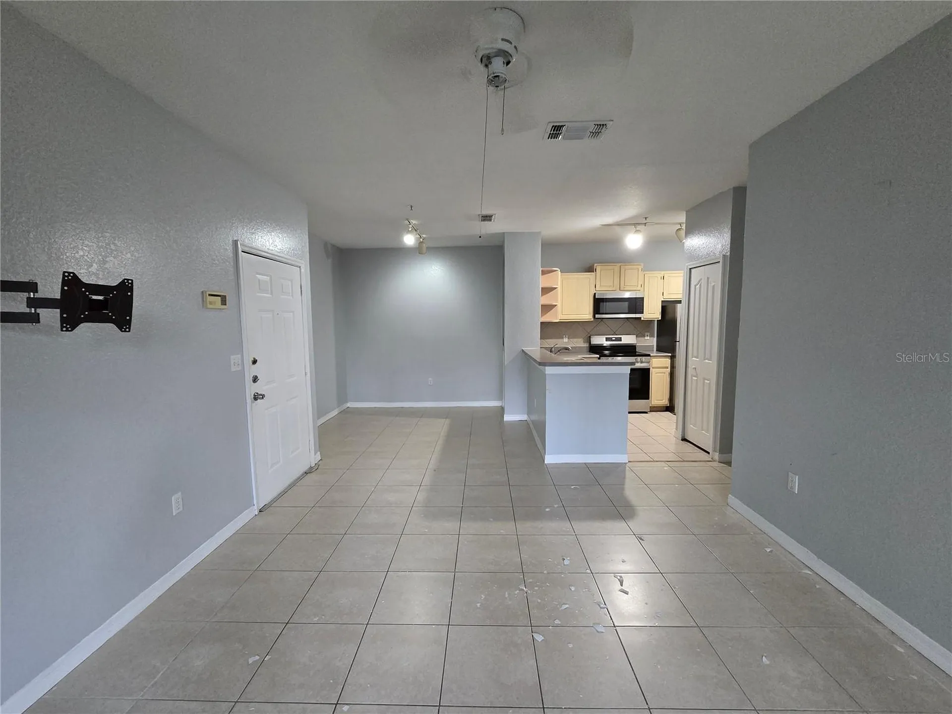 8919 Legacy Court Kissimmee FL 34747