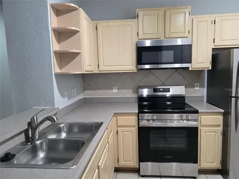 8919 Legacy Court Kissimmee FL 34747