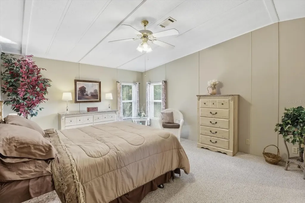 2285 N Loma Point Hernando FL 34442