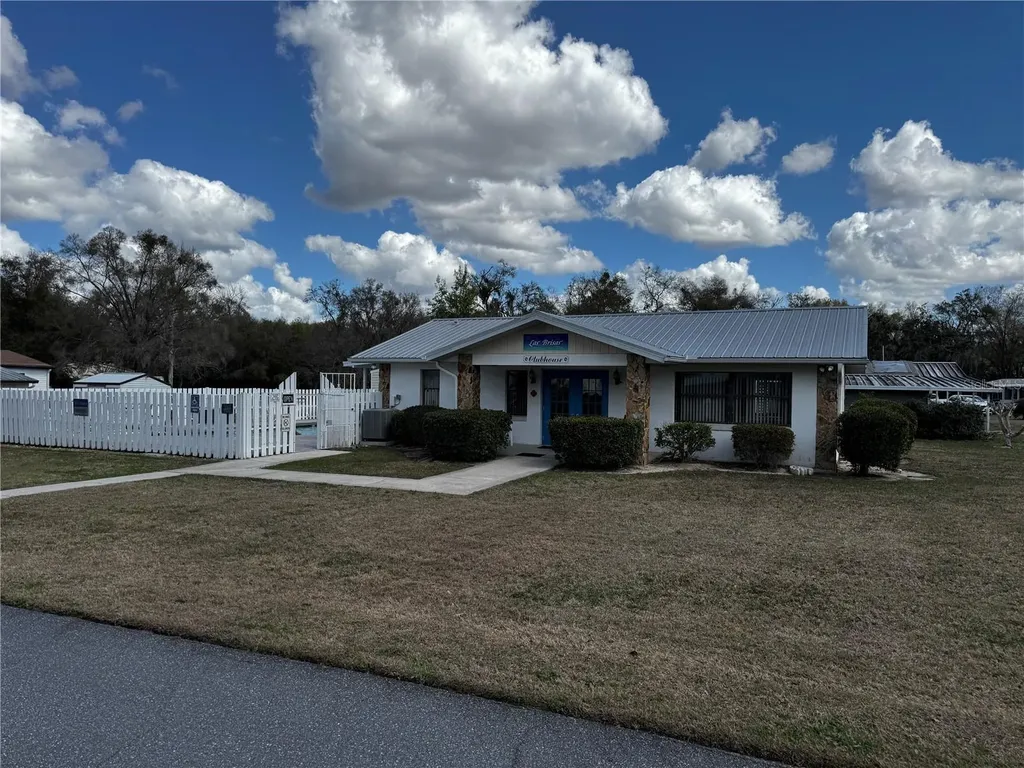 2285 N Loma Point Hernando FL 34442