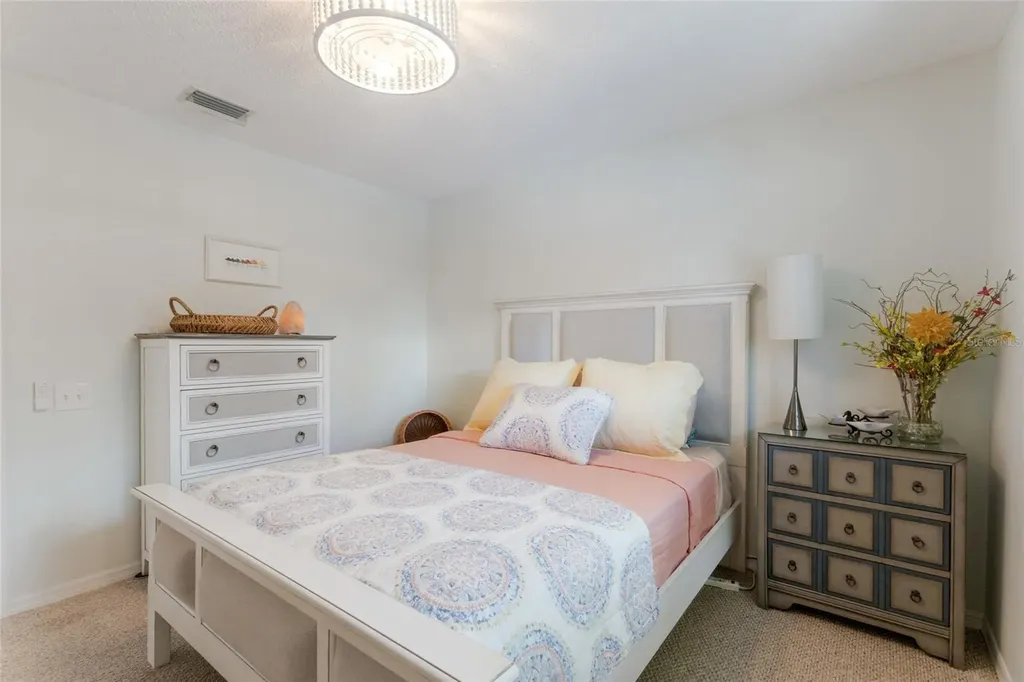 5107 86th Street Court W Bradenton FL 34210