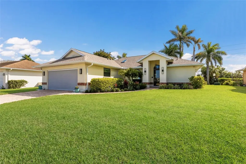 5107 86th Street Court W Bradenton FL 34210