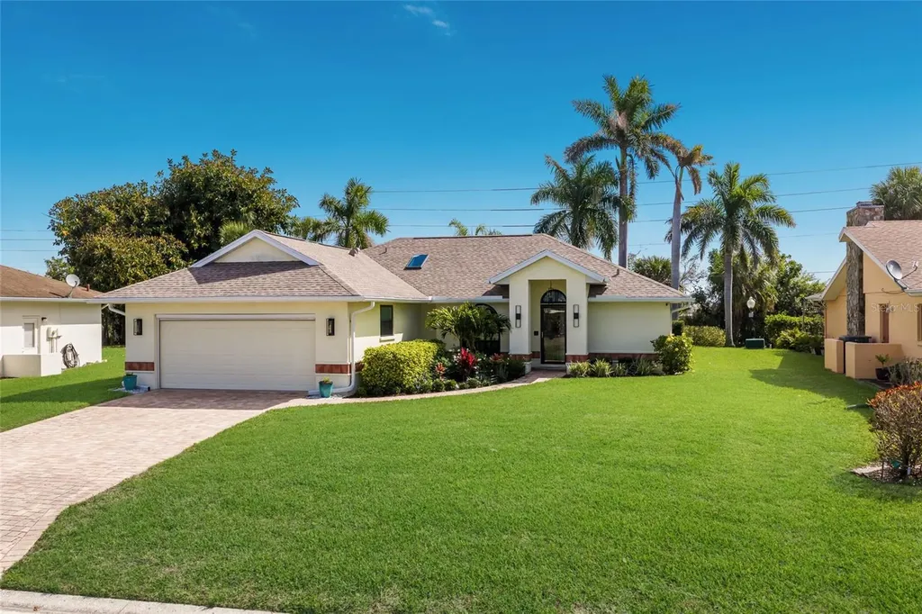 5107 86th Street Court W Bradenton FL 34210