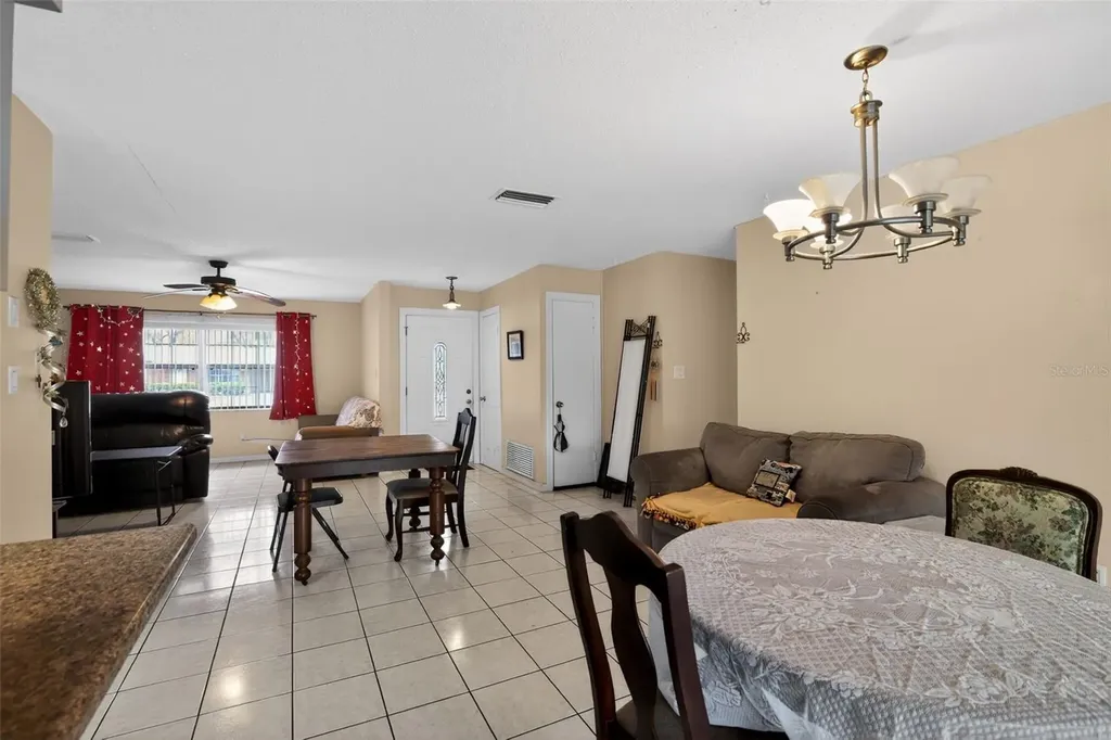 4914 NW 30th Terrace Gainesville FL 32605