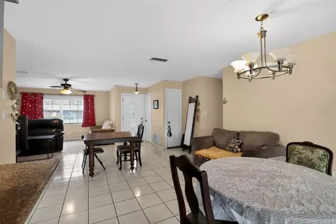 4914 NW 30th Terrace Gainesville FL 32605