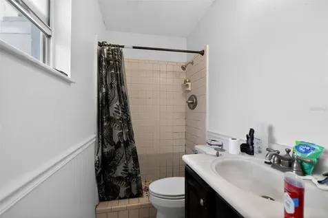 4914 NW 30th Terrace Gainesville FL 32605