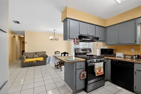 4914 NW 30th Terrace Gainesville FL 32605
