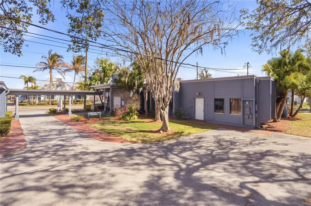 908 S Fort Harrison Avenue Clearwater FL 33756